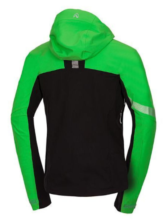 Яке Green