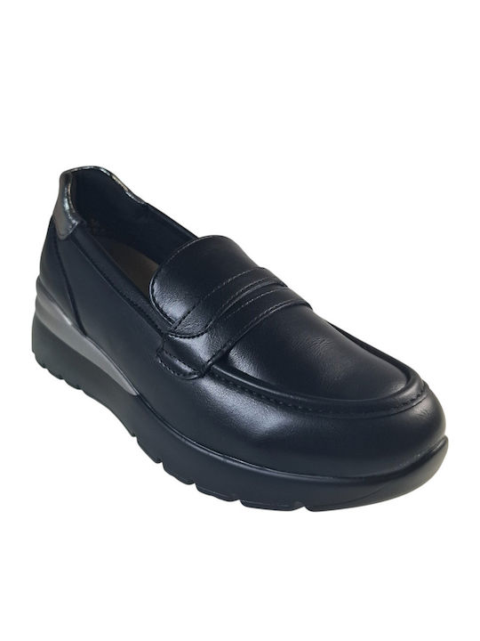Women's Moccasins in Black Color