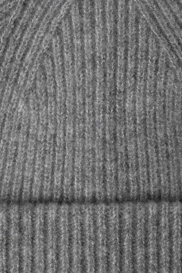 Beanie Beanie Knitted in Gray color