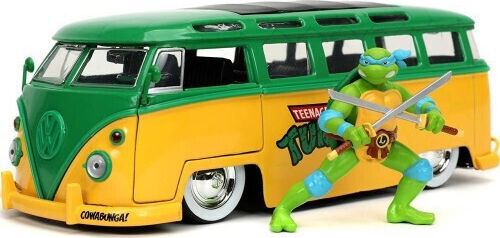 Jada Toys Teenage Mutant Ninja Turtles Batman 1962 VW Bus mit Leonardo VW Bus mit Leonardo Replik Fahrzeug Länge 7cm im Maßstab 1:24 2 Stück