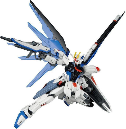 Namco - Bandai Gundam: Freedom ZGMF-X10A Екшън фигура в мащаб 3:24