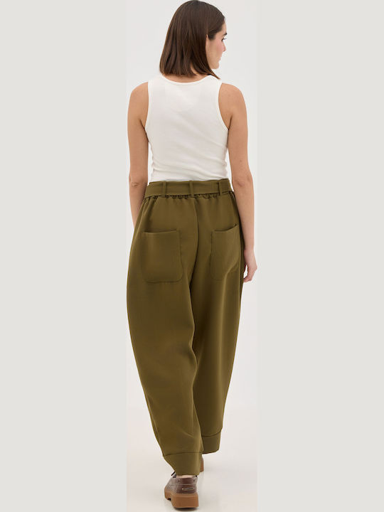 Trousers in Relaxed Fit Black