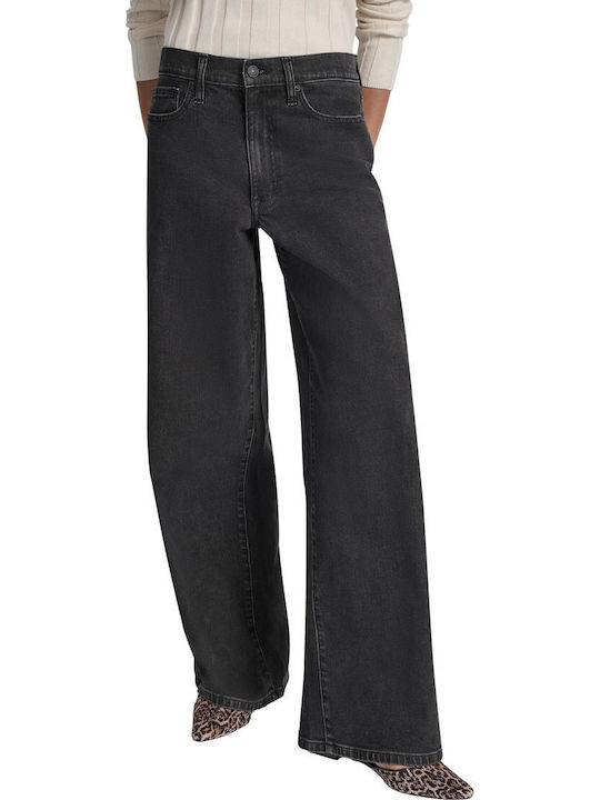 DKNY
