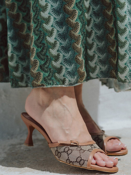 Mules with Heel in Brown Color