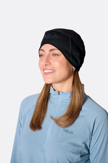 Beanie Unisex Fleece Beanie Knitted in Black color
