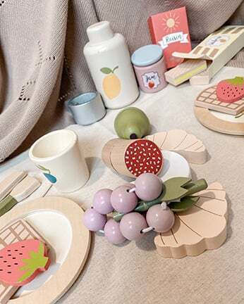 Jabadabado Wooden Fruit and Vegetable Play Set for 3+ Years 28 Pieces