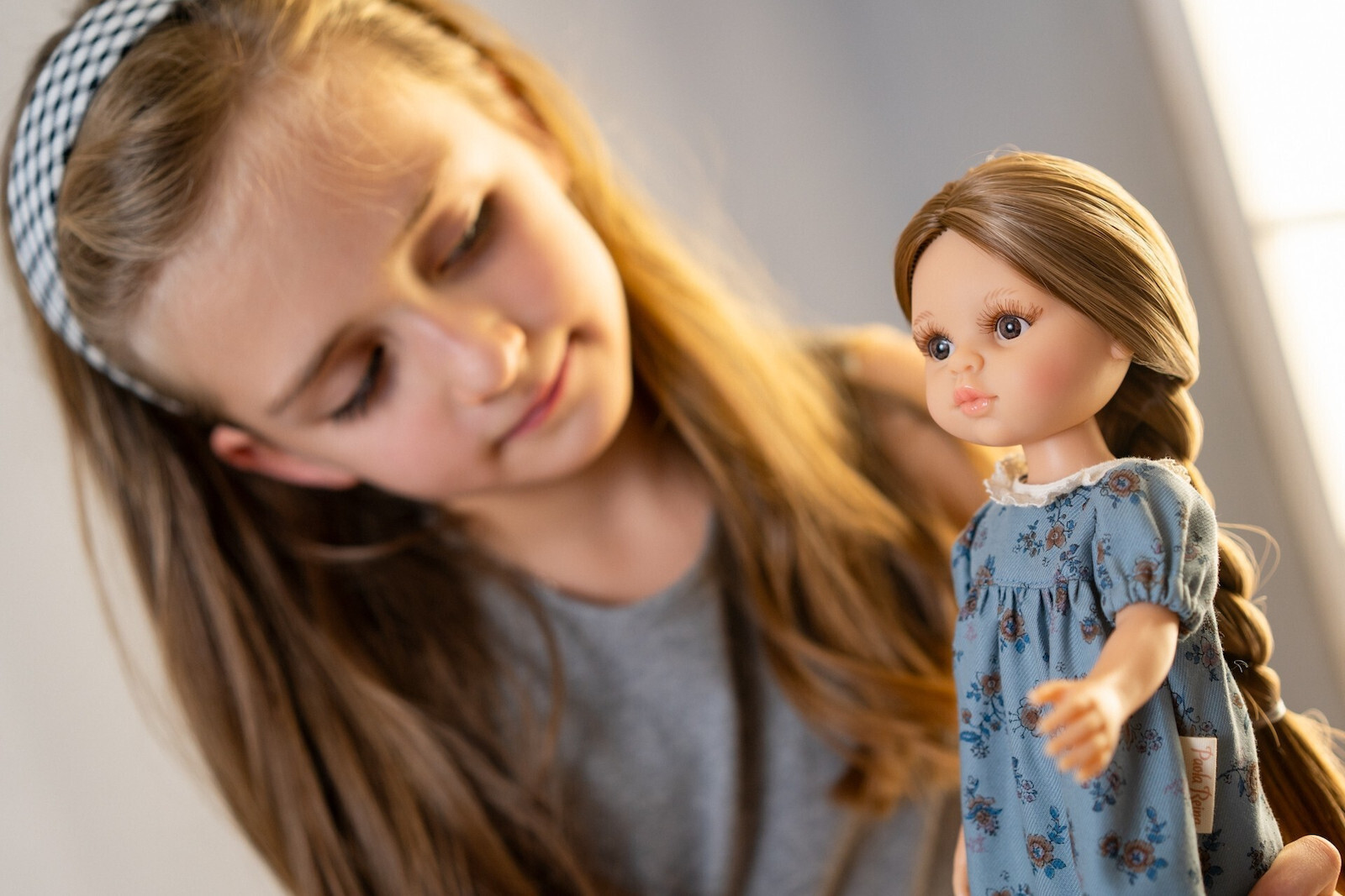 Amigas Donkere pop Camila (32 cm) | Speelgoed pop - Poppen & Rollenspel speelgoed