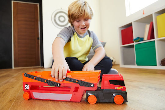 Hot Wheels Mega Mașinuță