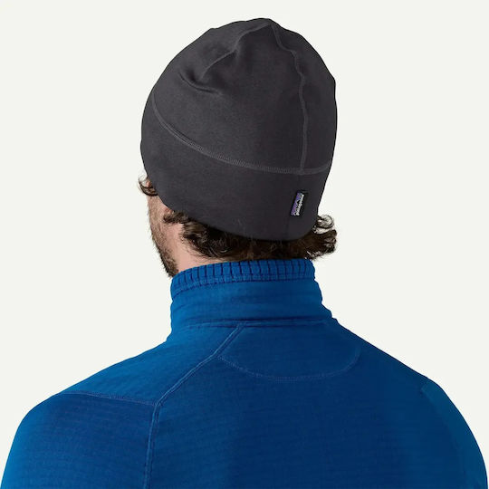 Beanie Unisex Beanie Knitted in Black color