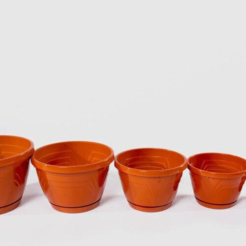 Sterk Pot Plastic Brown 17x17cm.