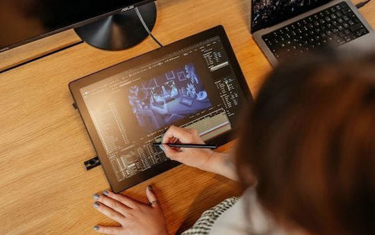 Wacom Cintiq 16 Stylus pen with Display 16"