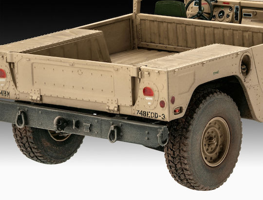 Revell Hmmwv M109 7a2 Scale 1:35 03366