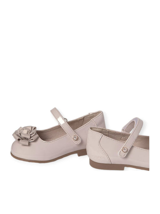 Kids Patent Leather Ballerinas Ballet flat with Hoop & Loop Closure Ecru