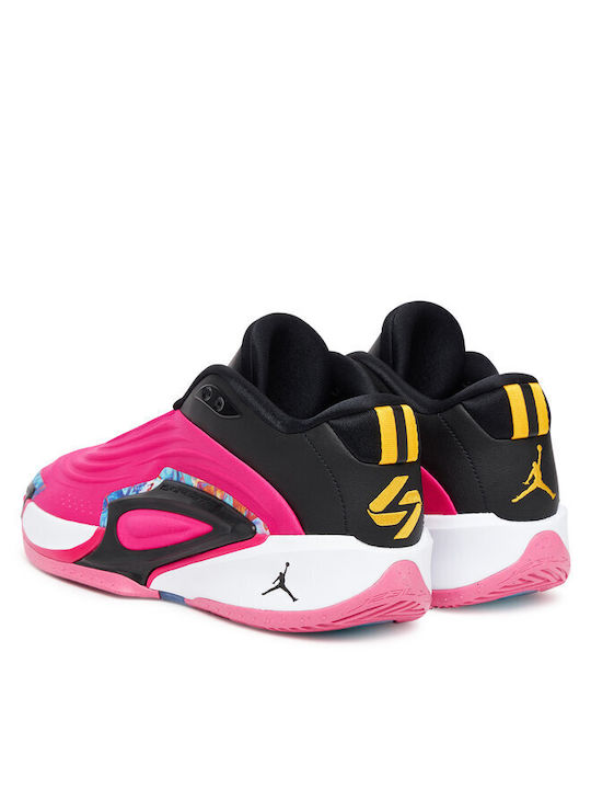 Luka 3 Pantofi de baschet Roz