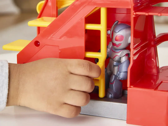 Action Figure Hasbro Marvel Iron Man And His Awesome Friends with Sounds Iron Quarters Playset for 3+ years Years 7.6cm.
