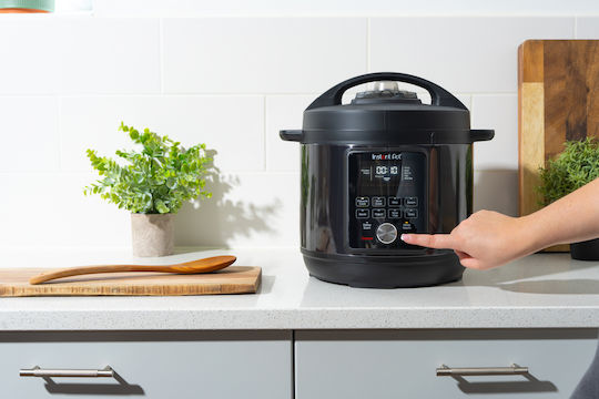 Instant Pot Duo Plus Мултикукър 1000W с Капацитет 5.7лт Черен