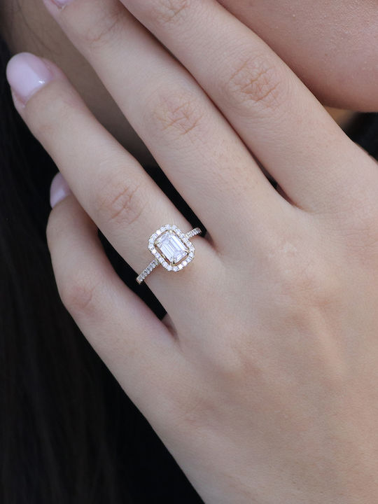 Дамски Пръстен с Диамант от Злато 18K
