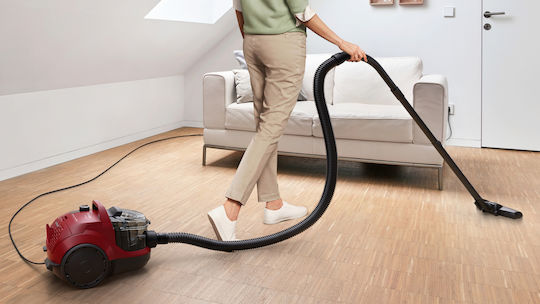 Bosch BGC21X350 Прахосмукачка 750W С контейнер 2лт Червен