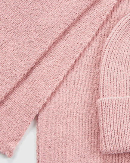 Set with Beanie Knitted in Pink color