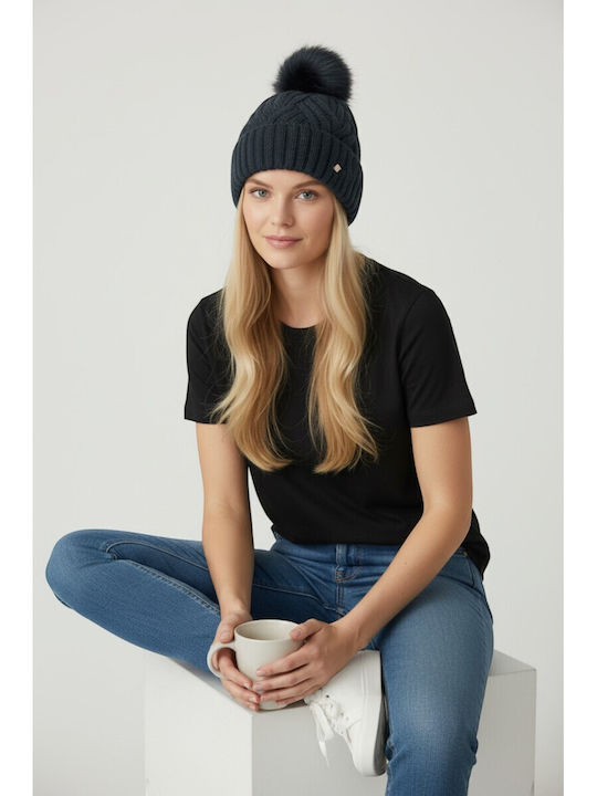 Beanie Beanie Knitted in Blue color