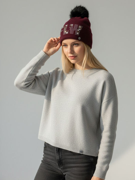 Pom Pom Beanie Beanie Knitted in Burgundy color