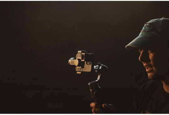 Moment 1.55x Anamorphic T-series Mobile Lens Blue Flare