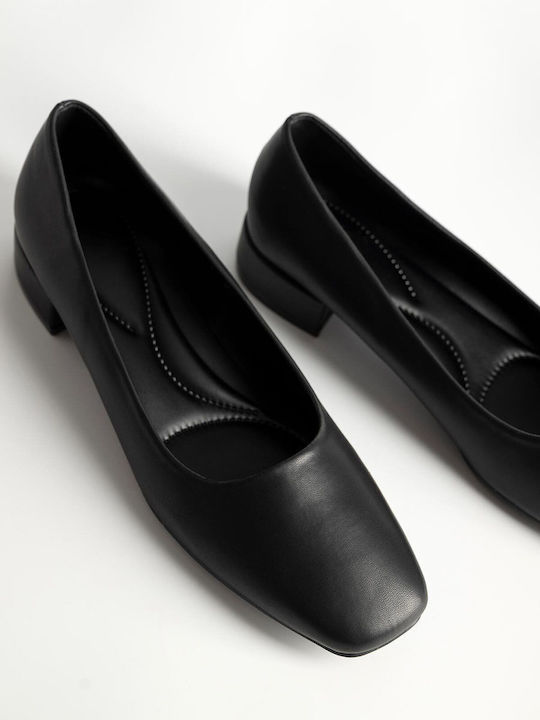 Pantofi cu toc Negre