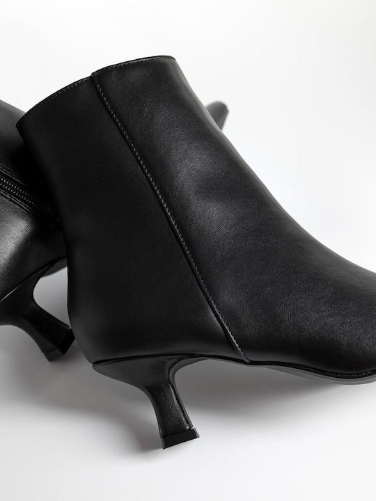 Women's Ankle Boots with Medium Heel Black