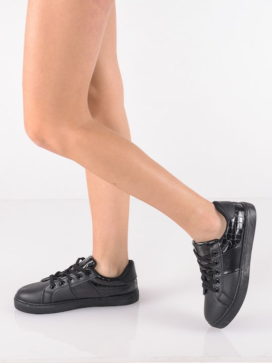 Famous Shoes
