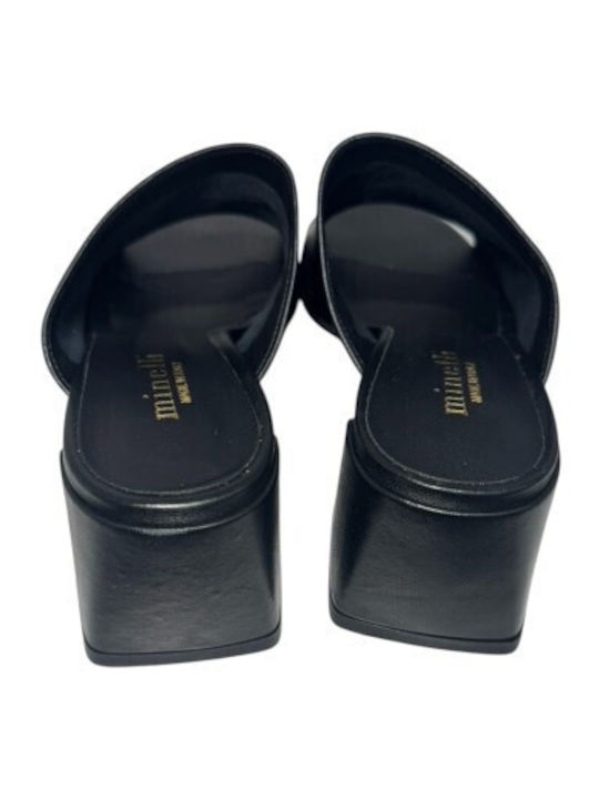 Mules with Heel in Black Color