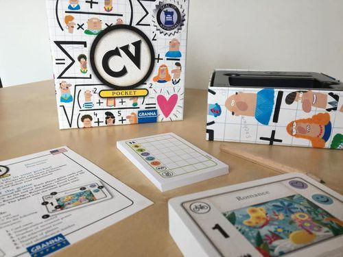 Joc de Societate CV Pocket pentru 2-4 Jucători 10+ Ani (EN) Lex Games