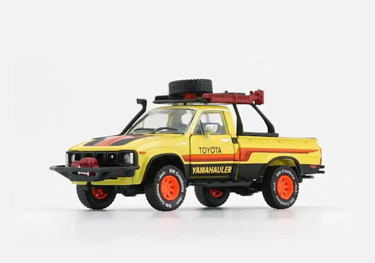 Machetă Mașină Toyota Hilux N60 N70 1980 Accesorii Incluse Scara 1:64