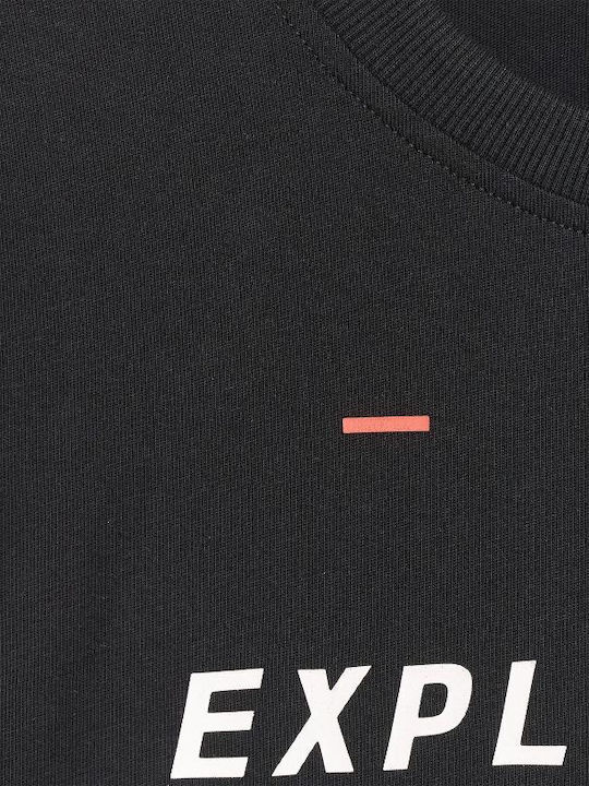 Black T-shirt