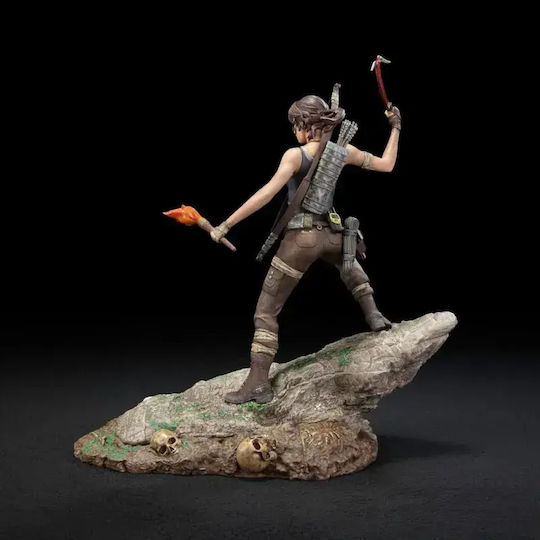 Dark Horse Comics Lara Croft Figure 27.94cm