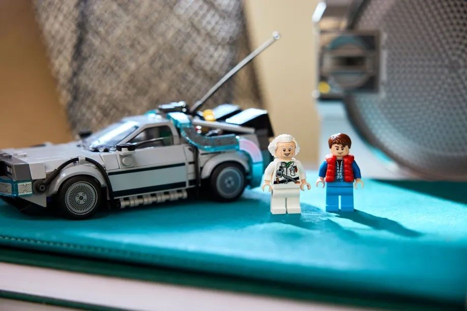 LEGO Speed Champions Time Machine from Back to the Future για 9+ Ετών 357τμχ