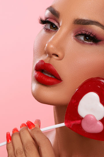 Emmanouela Cosmetics Υγρό Κραγιόν Matte Red Velvet 5ml