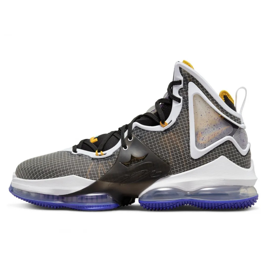 Nike LeBron 19 High Basketball Shoes Black / Persian Violet