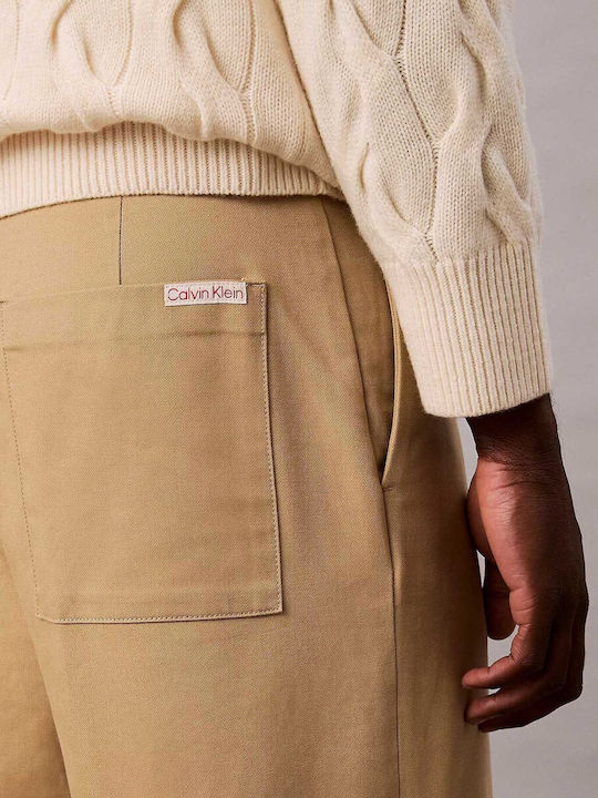 Trousers in Straight Line Beige