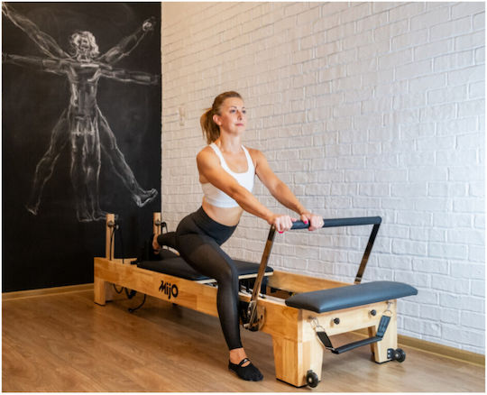 Mijo Reformer mit Turm Mijo Pilates-Bett