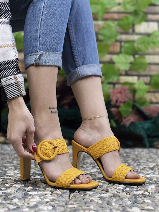 Mules mit Absatz in Gelb Farbe