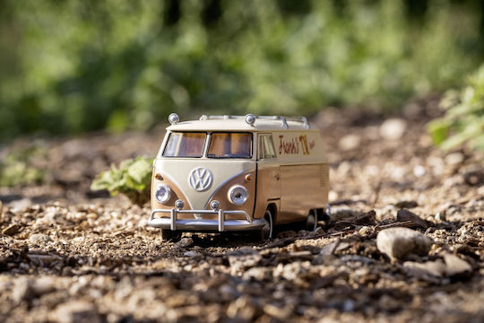 Transformers Diecast Model 1/32 1967 Vw Bus T7 Wheeljack