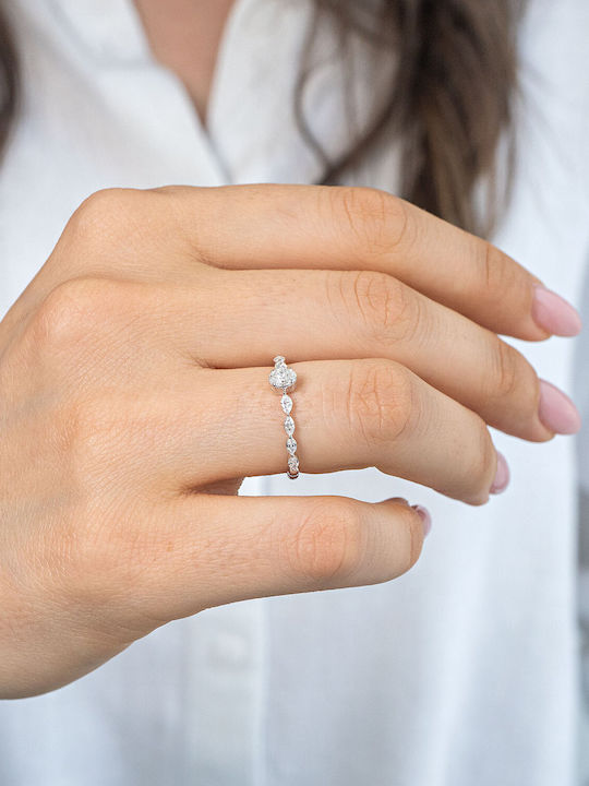 Diamond Group Μονόπετρο από Λευκόχρυσο 18Κ Diamond Group Μονόπετρο από Λευκόχρυσο 18Κ