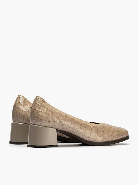 Patent Leather Beige Medium Heels