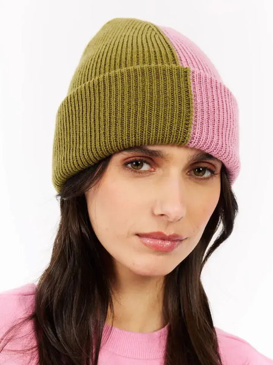 Beanie Beanie Knitted in Pink color