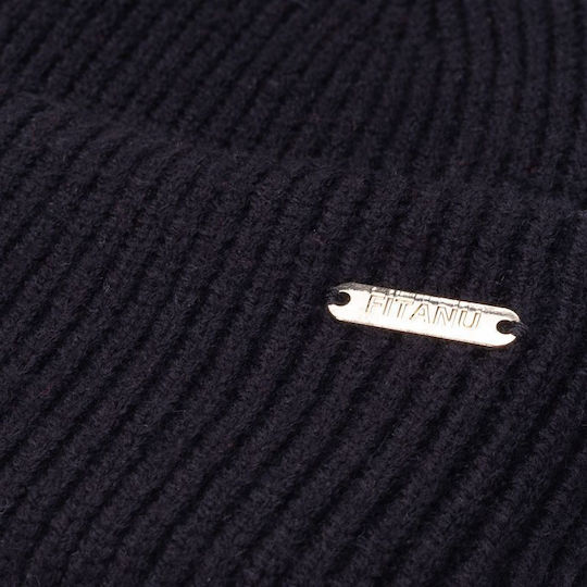 Pom Pom Beanie Beanie Knitted in Black color