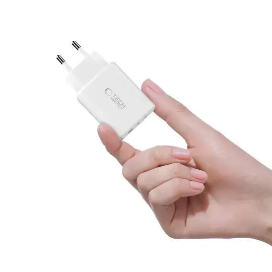Tech-Protect Charger Without Cable GaN with USB-A Port and 2 USB-C Ports 65W Power Delivery / Quick Charge 3.0 Whites (NCA65W)