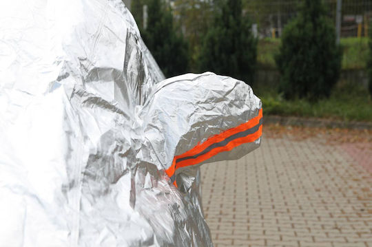Autoabdeckung Silber Farbe Größe M 430 X 165 X 120cm