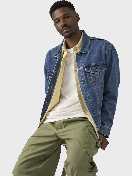 Levi's