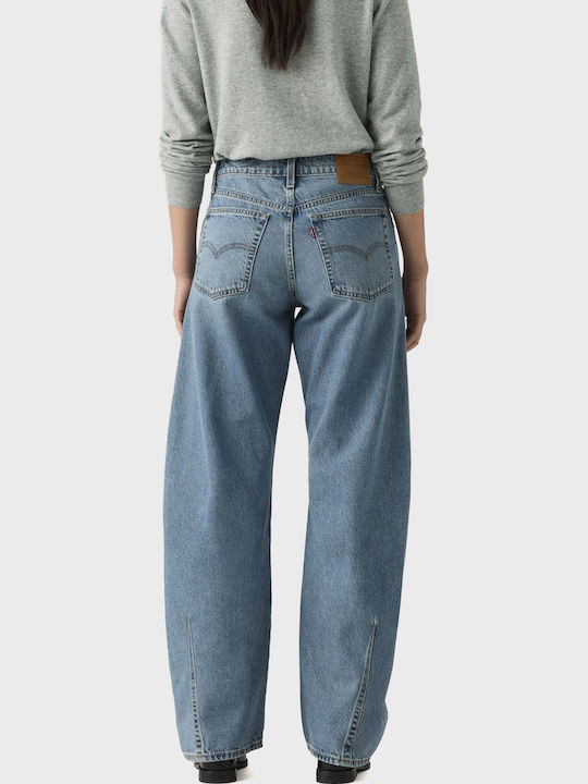Levi's
