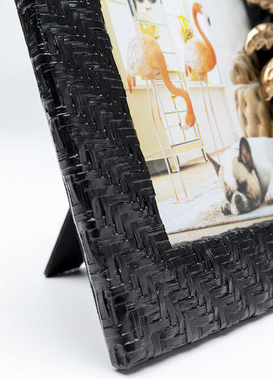 Kare Design Polyresin Photo Frame with Gold Frame